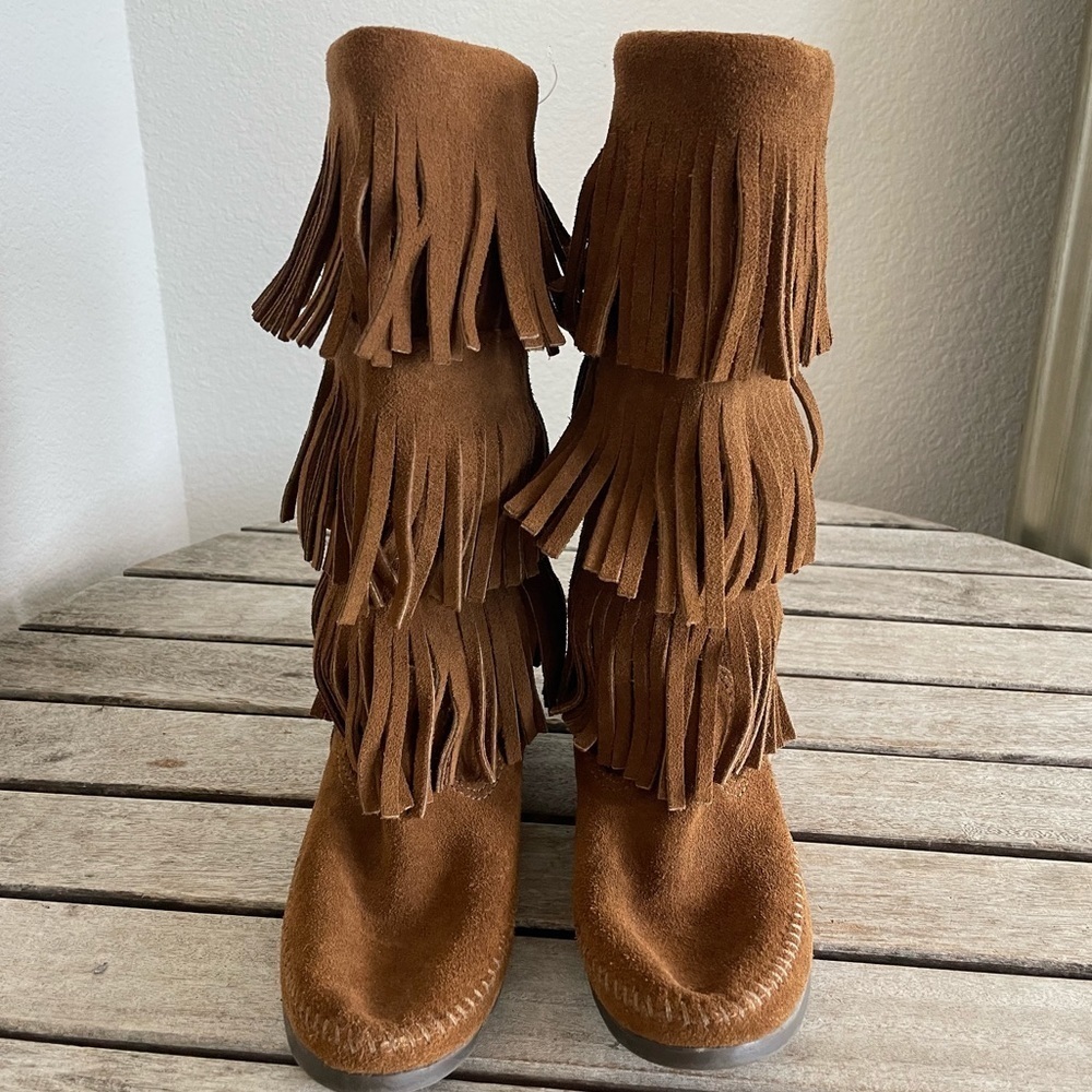 MINNETONKA 3 Tier Fringe Tall Boots Size 7 - Picture 5 of 8